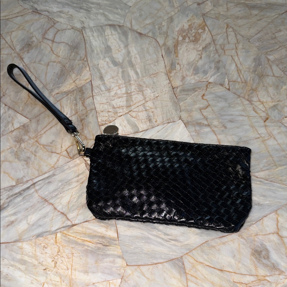 Moda Luxe ‎ Black Textured Wristlet